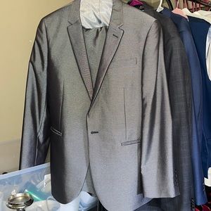 Men’s suit